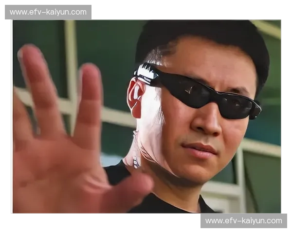 龙拳与铁拳的终极狂想：当柳海龙在巅峰遇见泰森，谁才是人类格斗的天花板？