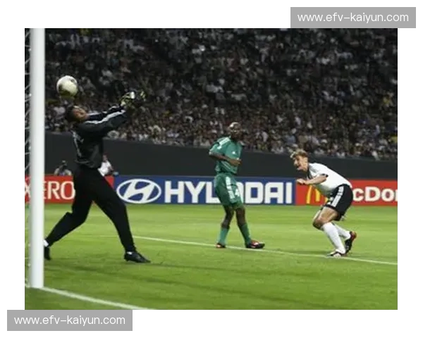 绿茵场上的激情碰撞：哥伦比亚与日本，一场关于梦想与荣耀的史诗对决！